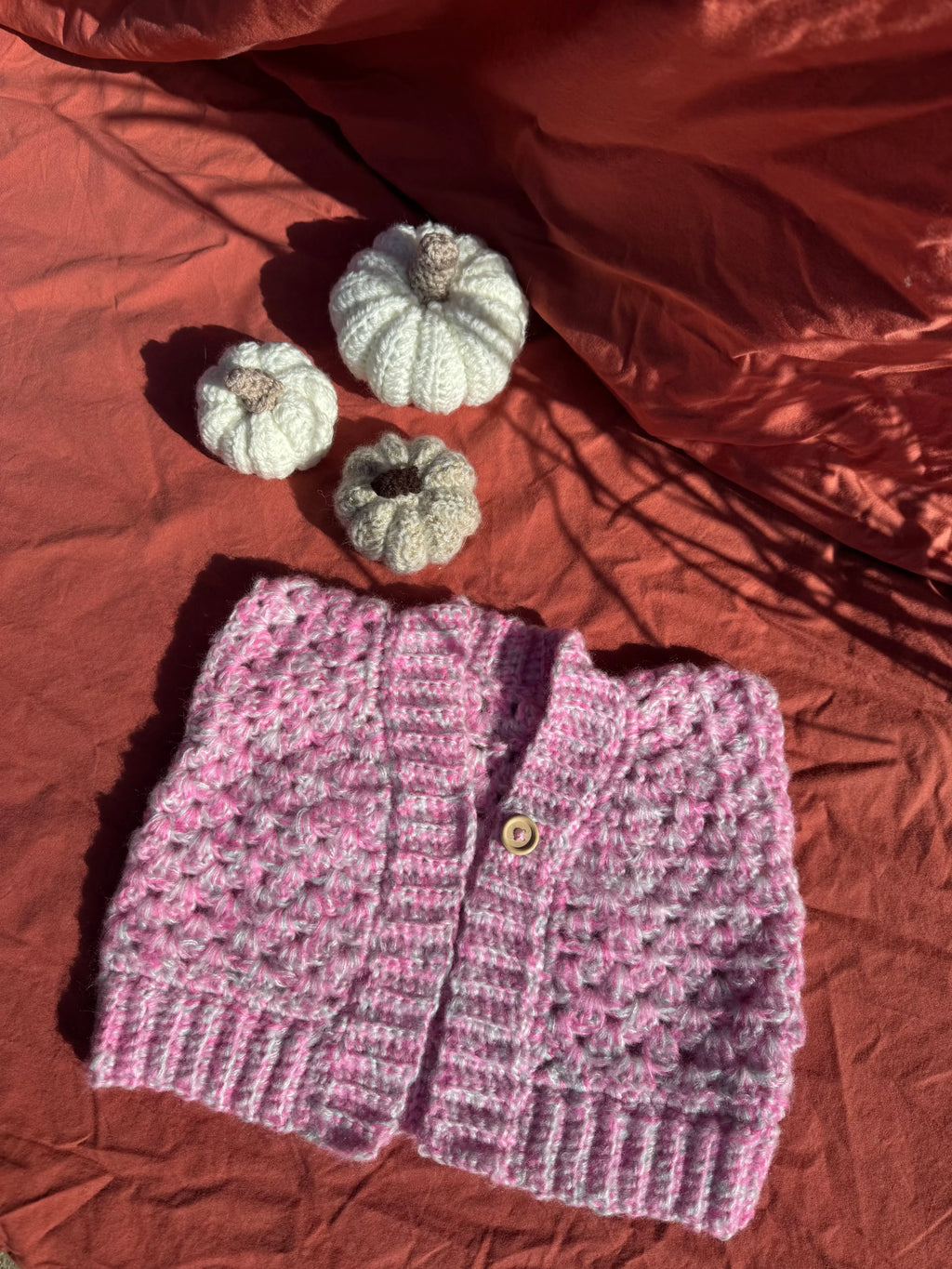 Gilet en crochet - Rose - 6-12 mois Aux Tissus Fleuris