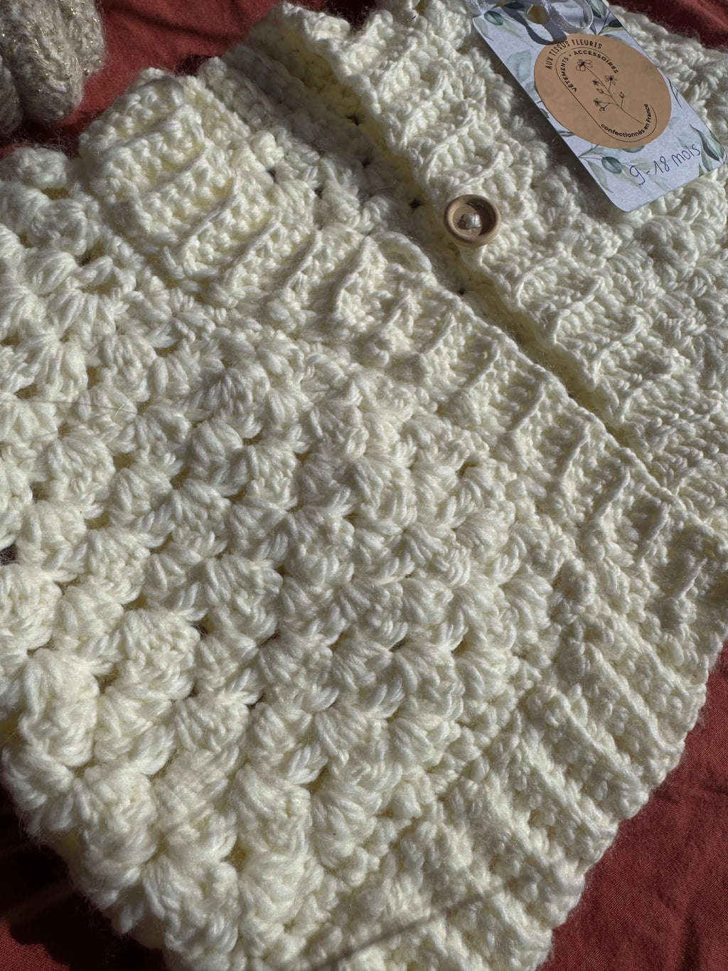 Gilet en crochet - blanc cassé - 9-18 mois Aux Tissus Fleuris