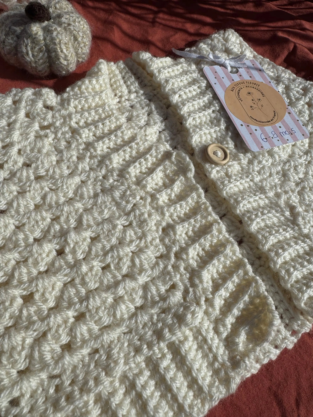 Gilet en crochet - Crème - 3-9 mois Aux Tissus Fleuris