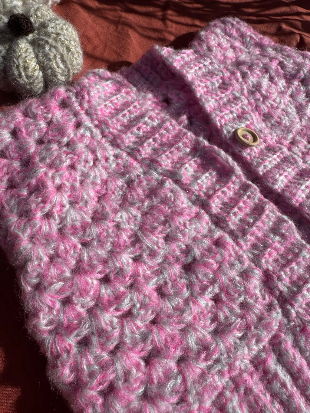 Gilet en crochet - Rose - 6-12 mois Aux Tissus Fleuris