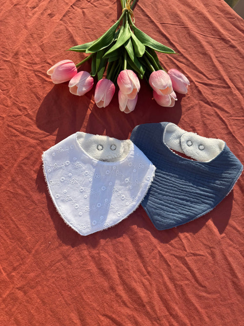 Bavoir bandana Aux Tissus Fleuris